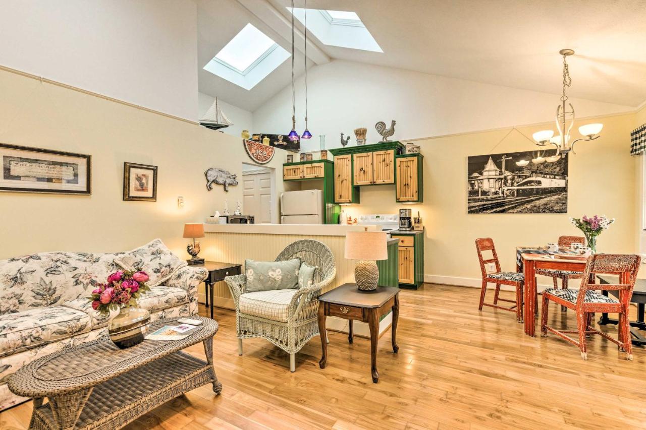 Couples Haven In Frankfort By Lake, Trails And Dtwn Exteriör bild